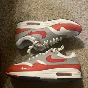Air max 1 “Martian Sunrise”
Size 9
